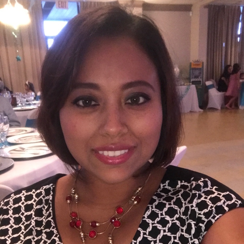 Meet your Posher, Jaqueline
